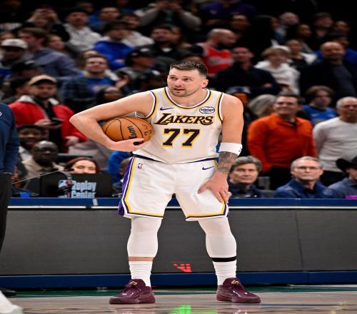 罗甲霸主,胜领跑,历史交锋却,新葡京,新葡京app,新葡京娱乐,新普京赌场